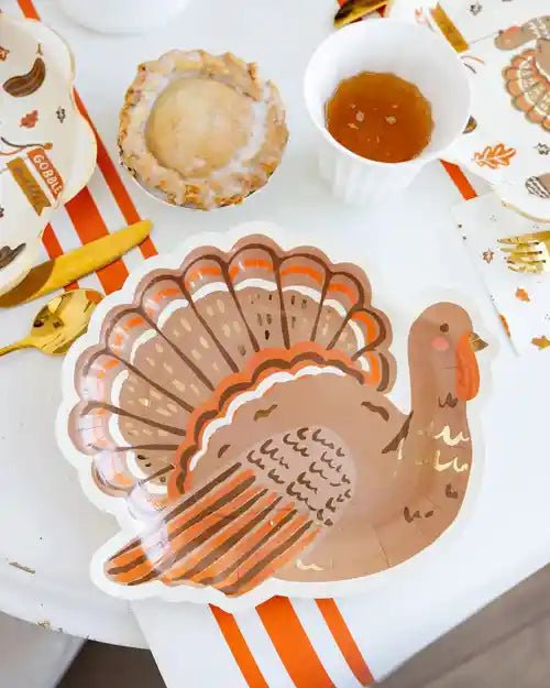 Turkey Shaped Thanksgiving Dinner Plates – (8pcs) - Josi James - Die Cut Plate